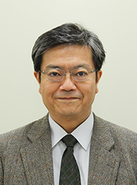 教育部門長 奈良 正之 写真